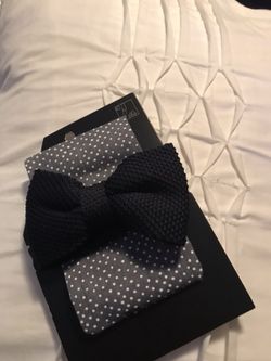Bow Tie & Handkerchief set