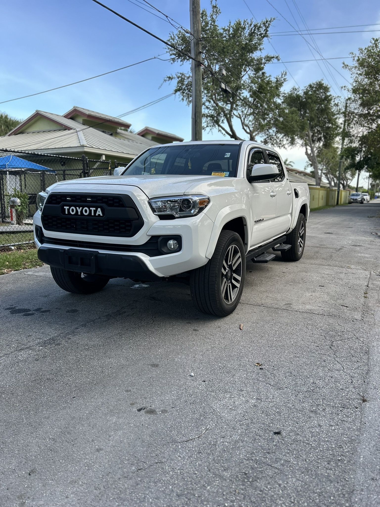 2017 Toyota Tacoma