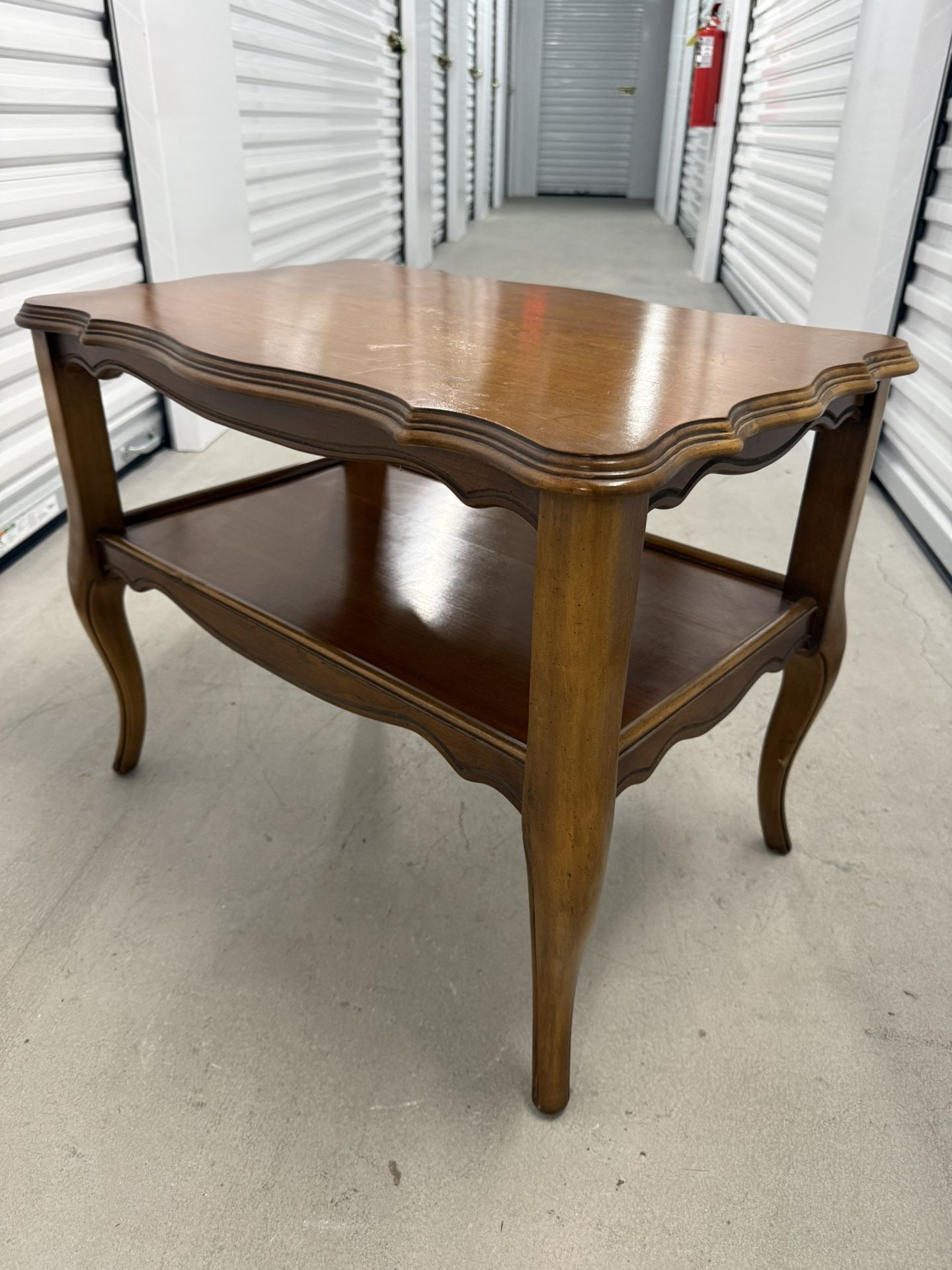 Vintage Country French Solid Wood Two Tier End Table (29 x 19)