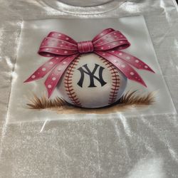 New York Yankees Pink bow And baseball Tshirt