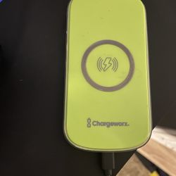 Wireless Charging Pad  iPhone/androids 