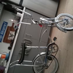 Lowrider bike