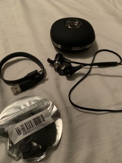 Bluetooth Jaybirds earbuds