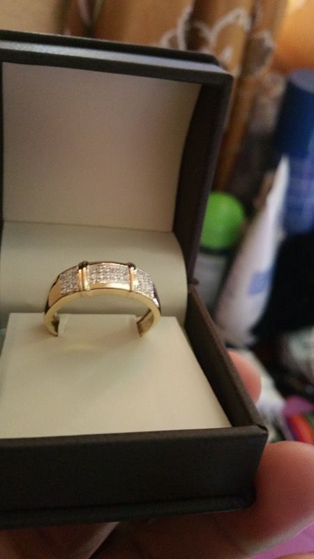 14k Diamond plated men ring.