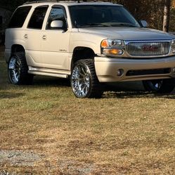 2005 GMC Yukon