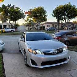 Toyota Camry 2014