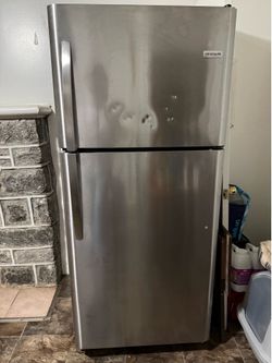 Frigidaire Refrigerator