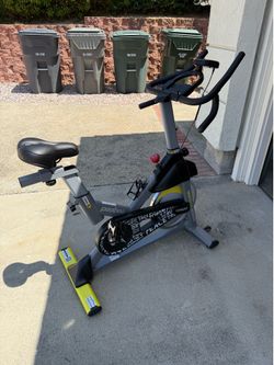 Pooboo Exercise Bike