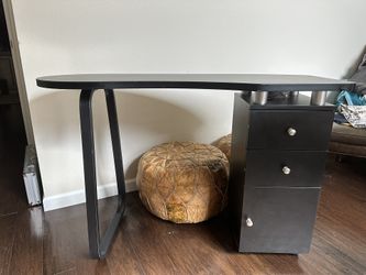 Black Manicure Table - Like New