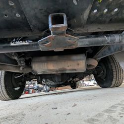 03-25 U‐Haul HW‐230 2" Class III Hitch GMC Savana / Chevy Express 3500