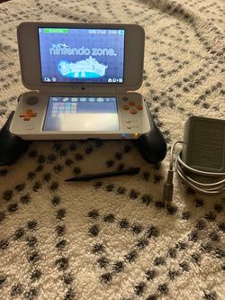 Nintendo 2DS XL with Charger and Stylus