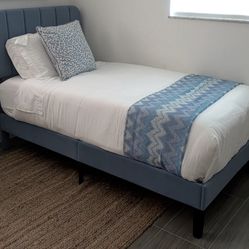 Single Bed- PRICE NEGOTIABLE