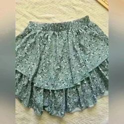 SIMPLEE  skirt size small 