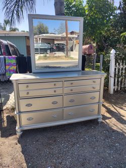 Silver Dresser with Mirror 6-Drawers