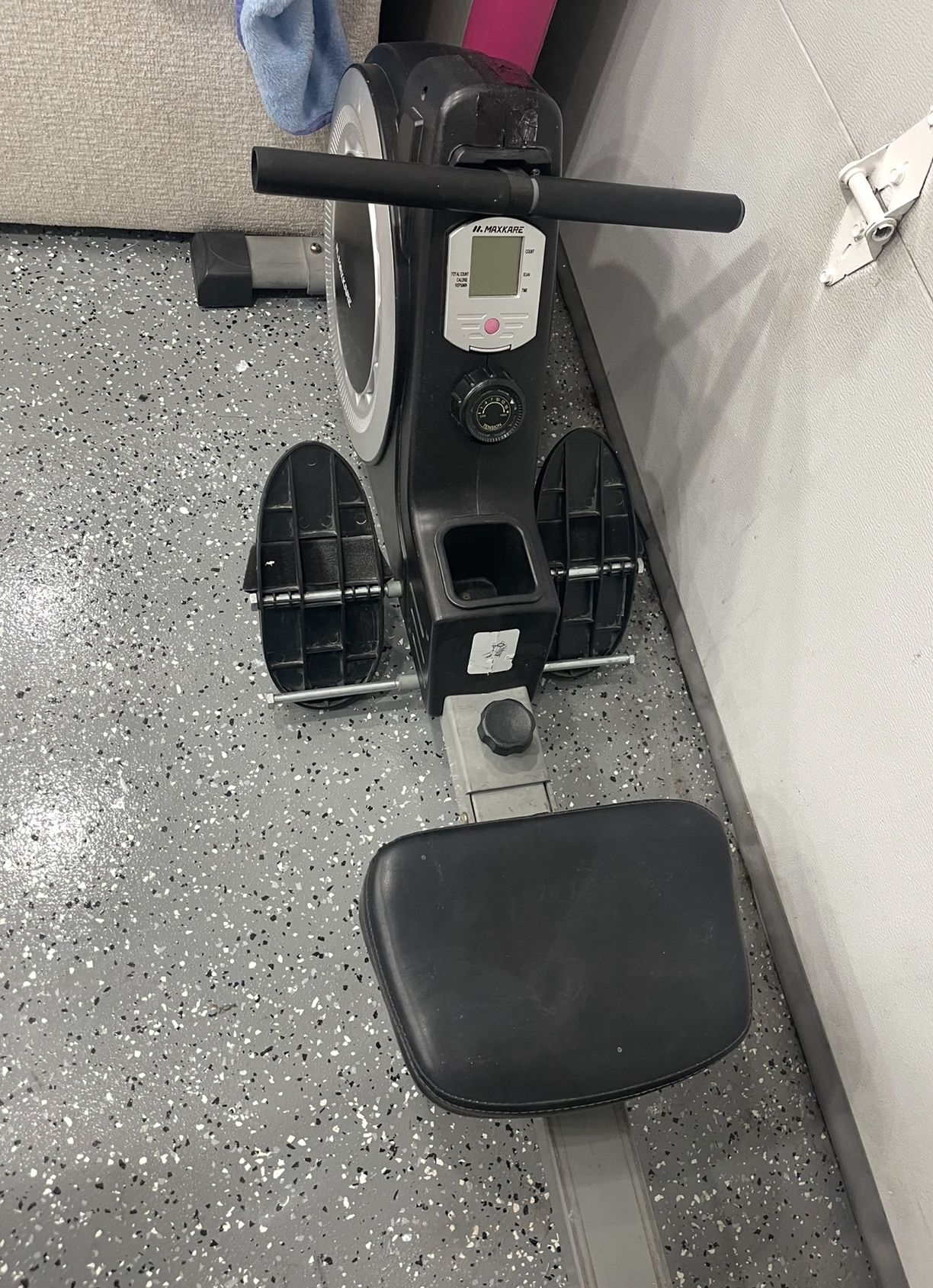 Magnet Rowing Machine Workout