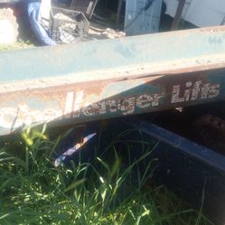 Challenger lift Vehicle hydraulic lift