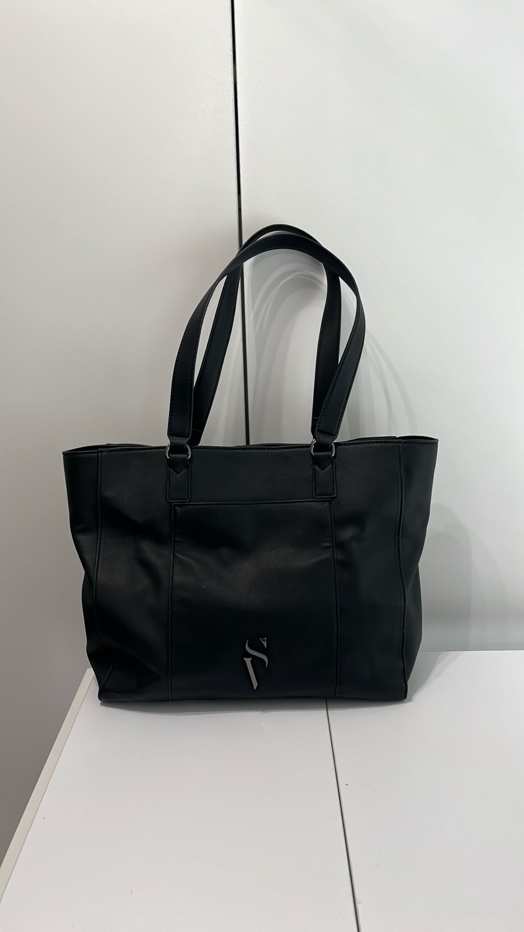 Simply Vera Wang -tote bag