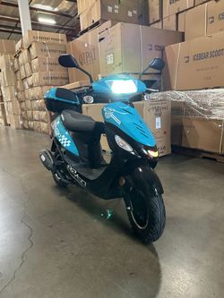Ascend 50cc Moped Scooter | Fully Automatic