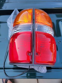 Taillights  2001Toyota Tacoma