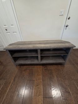 Arlenbry - Gray - Medium Corner TV Stand