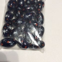 LOT OF 18 CT. LARGE DARK BLUE WITH RED DOT AND WHITE STAR BEADS