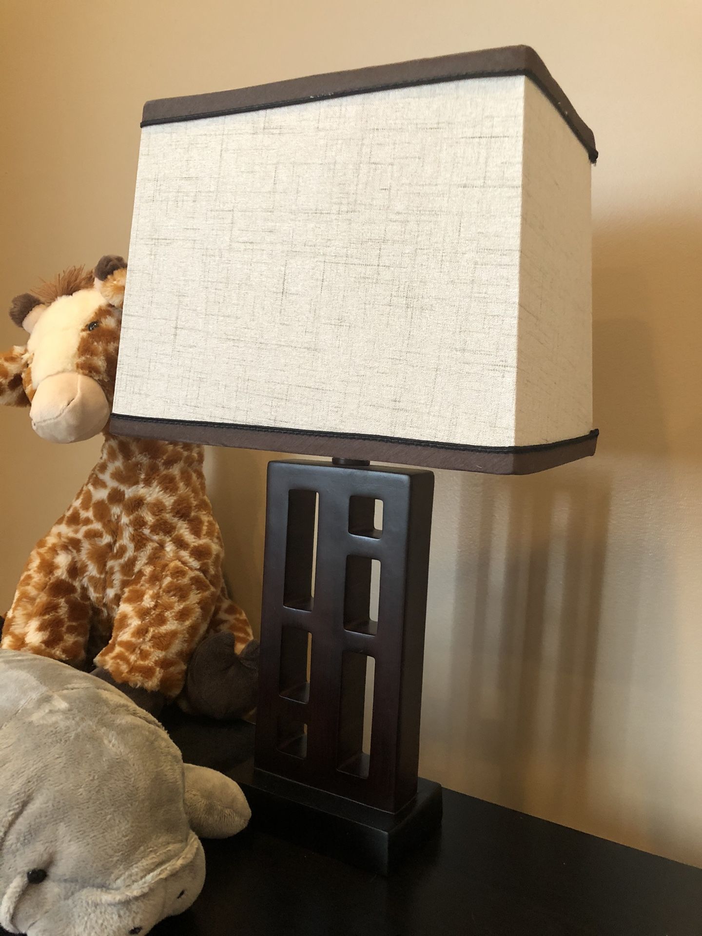 Table lamp