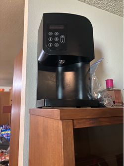 Levo black