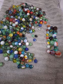 Vintage - MARBLES COLLECTION-SHOOTERS-JUMBOS-PEEWEE'S