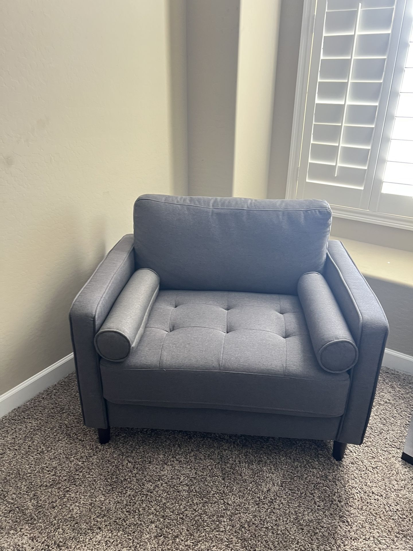 Oversized Accent Chairs