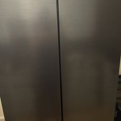 20 Cu. Ft. Energy Star French Door Refrigerator with Ice Maker - Black