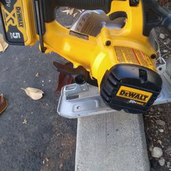 DEWALT SEMINUEVA