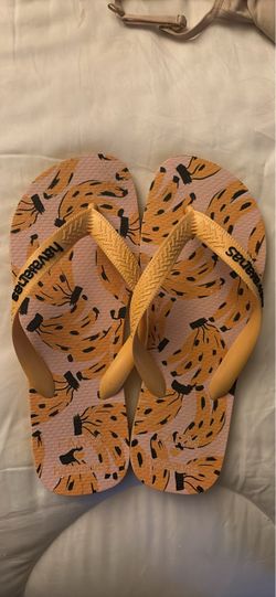 Havaianas x Farm Banana Print Flip Flops