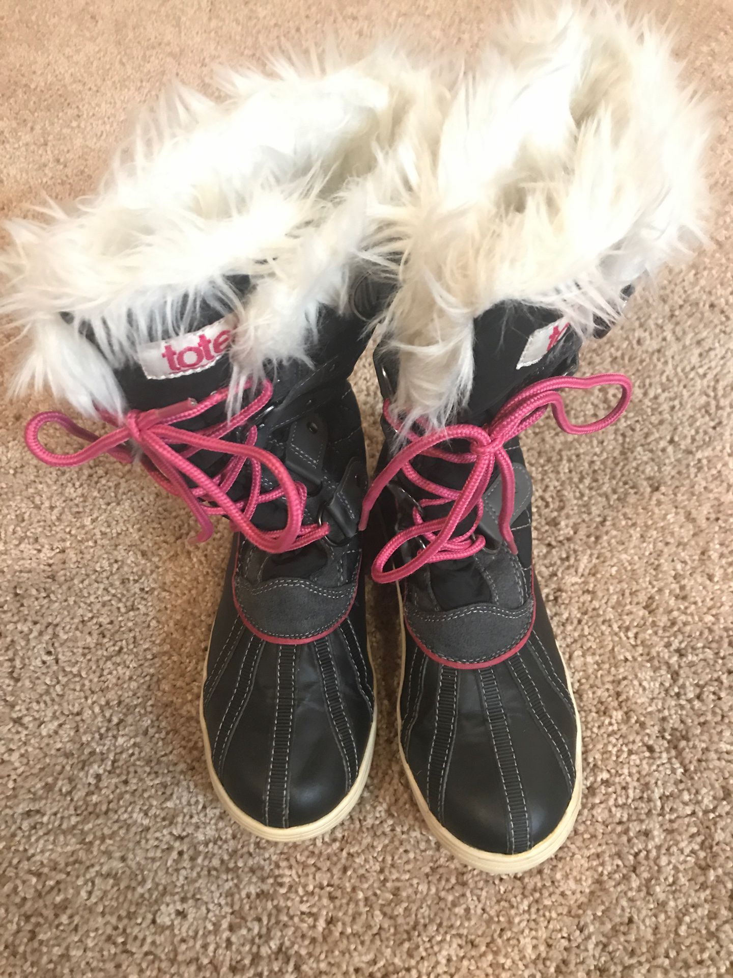 Totes Girls Size 2 Medium Snow Boots