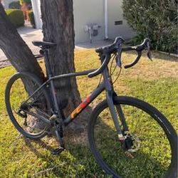56cm Felt Gravel Bike
