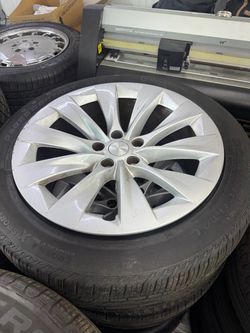 20 inch Tesla model X Wheels and Tires