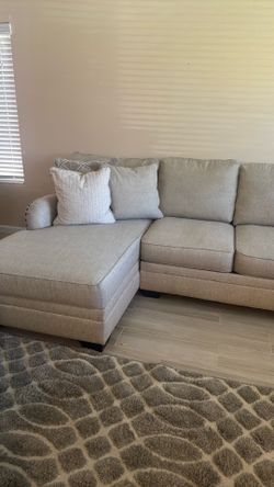 Sofas like new