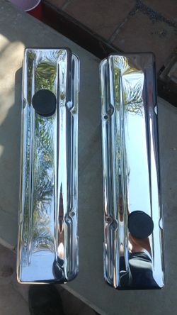 Small block chevy valve covers