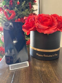 Valentine’s Day Sale!🌹❤️ iPhone 14 AT&T 256GB - Black