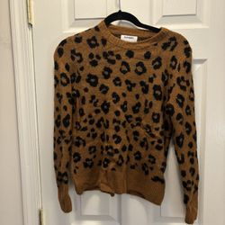 Cheetah Print Sweater 