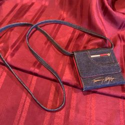 Tommy Hilfiger Cute Little  Purse-wallet 