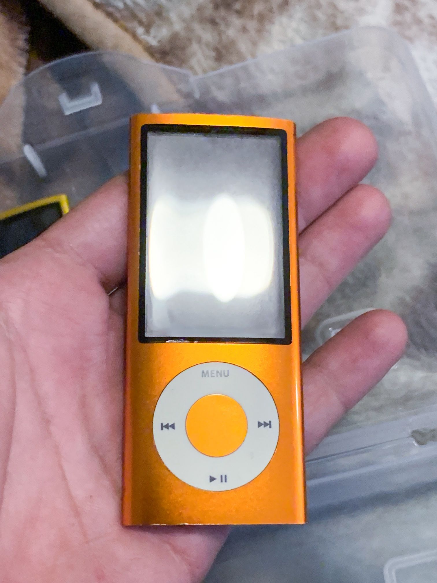 Apple iPod Nano 5th Gen With Camera - New Battery-orange