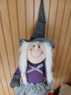 HALLOWEEN WITCH