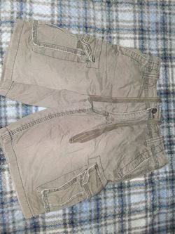 30 waist Men's Khaki Cargo Shorts