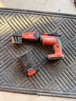 Hilti screwgun whit magazine