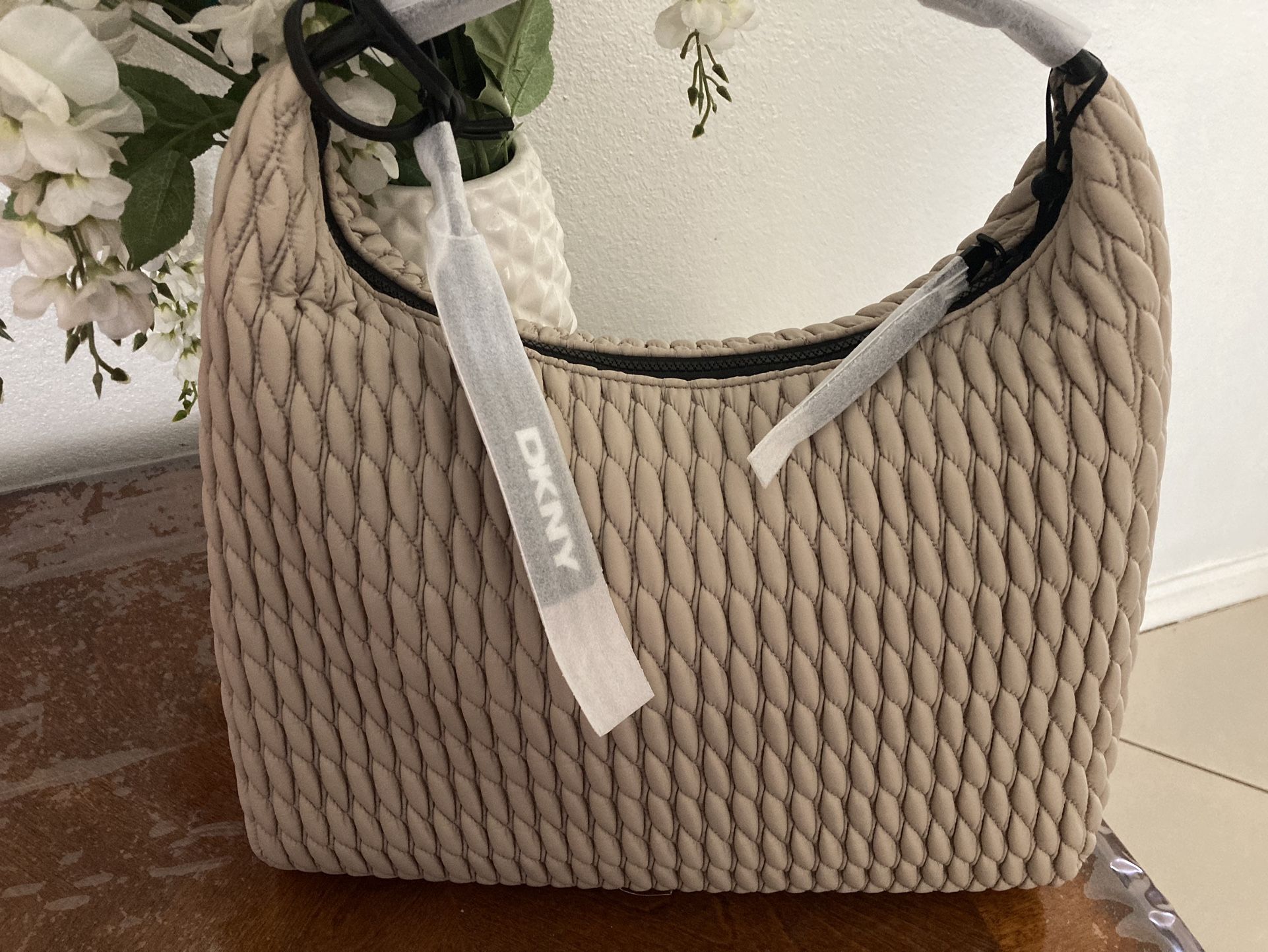 BRAND NEW DKNY Purse