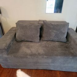 SMALL COUCH FOR SALE (PULL OUT COUCH)