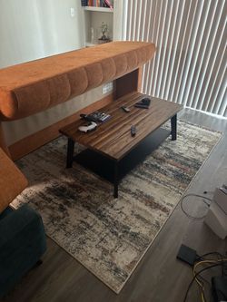 Coffee table & rug