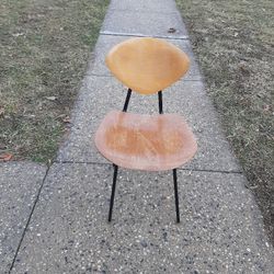 Super Rare Midcentury fold up blonde wood chair is chair wow