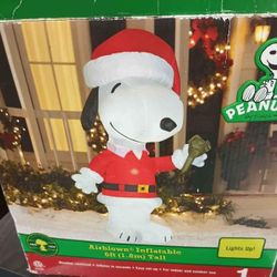 6 Foot Inflatable Snoopy Yard Decoration 