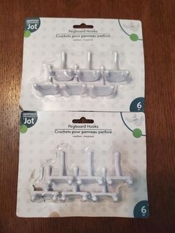 2 packages pegboard hooks